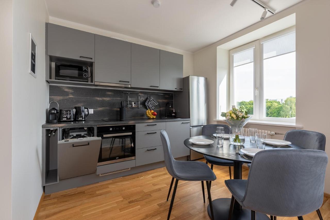 Old Town Luxury Penthouse Apartment With Emajogi View Tartu Exterior photo